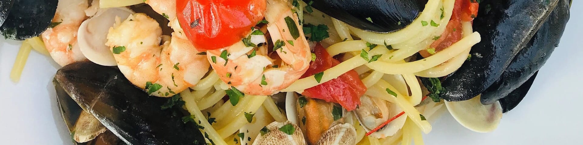 Verry good pasta, but price a little bit high...Pizza so so😄.