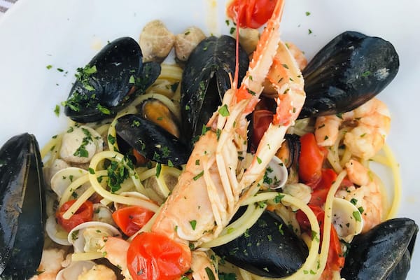 Verry good pasta, but price a little bit high...Pizza so so😄.