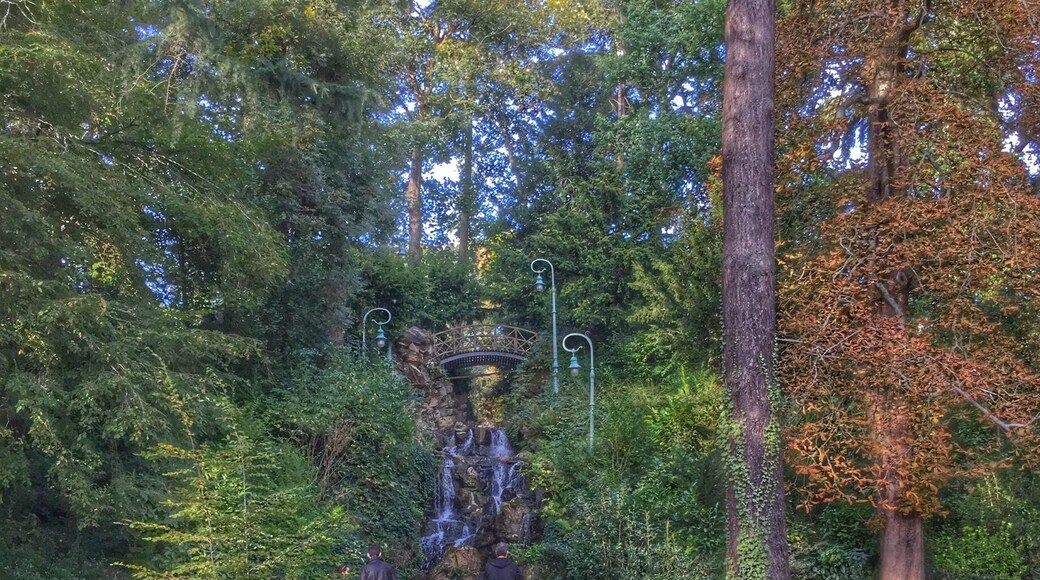 Just a fairy tale like place in the center of Rennes. Great for lunch break walks.