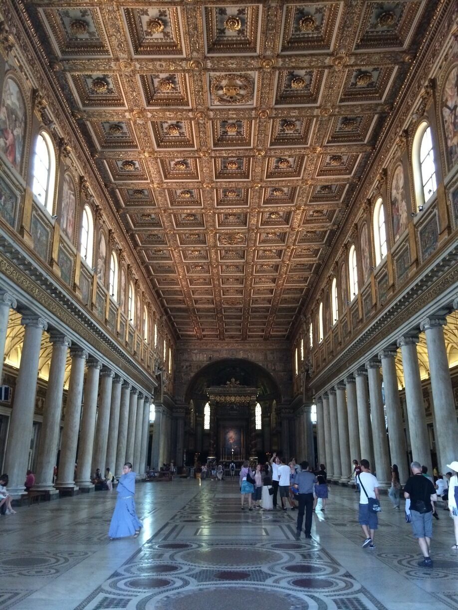 Absolutely magnific basilica in Rome. Don't forget to cover yourself!