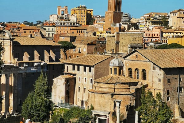 With a 3-in-1 ticket in hand, you can go visit Colosseum, Forum and Palatine Hill in 48 hours, great for those who are not pressed for seeing everything in one time.