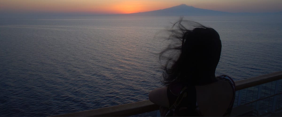 Sunset behind Mount Etna in Italy.  #aquatrove