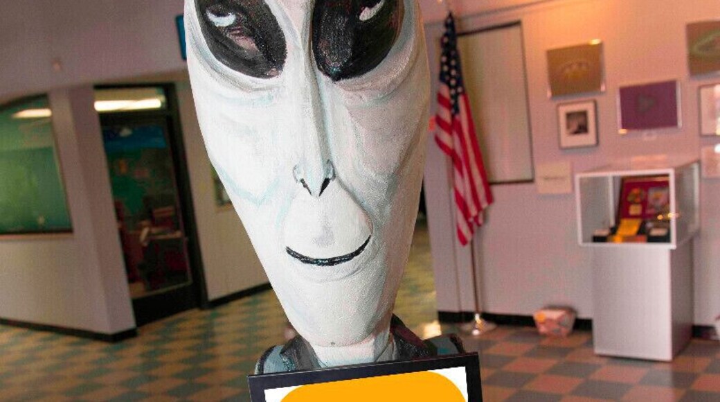 Mini Takes the States 2014 Road Rally Albuquerque to Lubbock Leg:
Aliens were quick to discover the best way to find adventure when traveling to earth...
Shazbat... the secret is out !
#MTTS14 #minitakesthestates