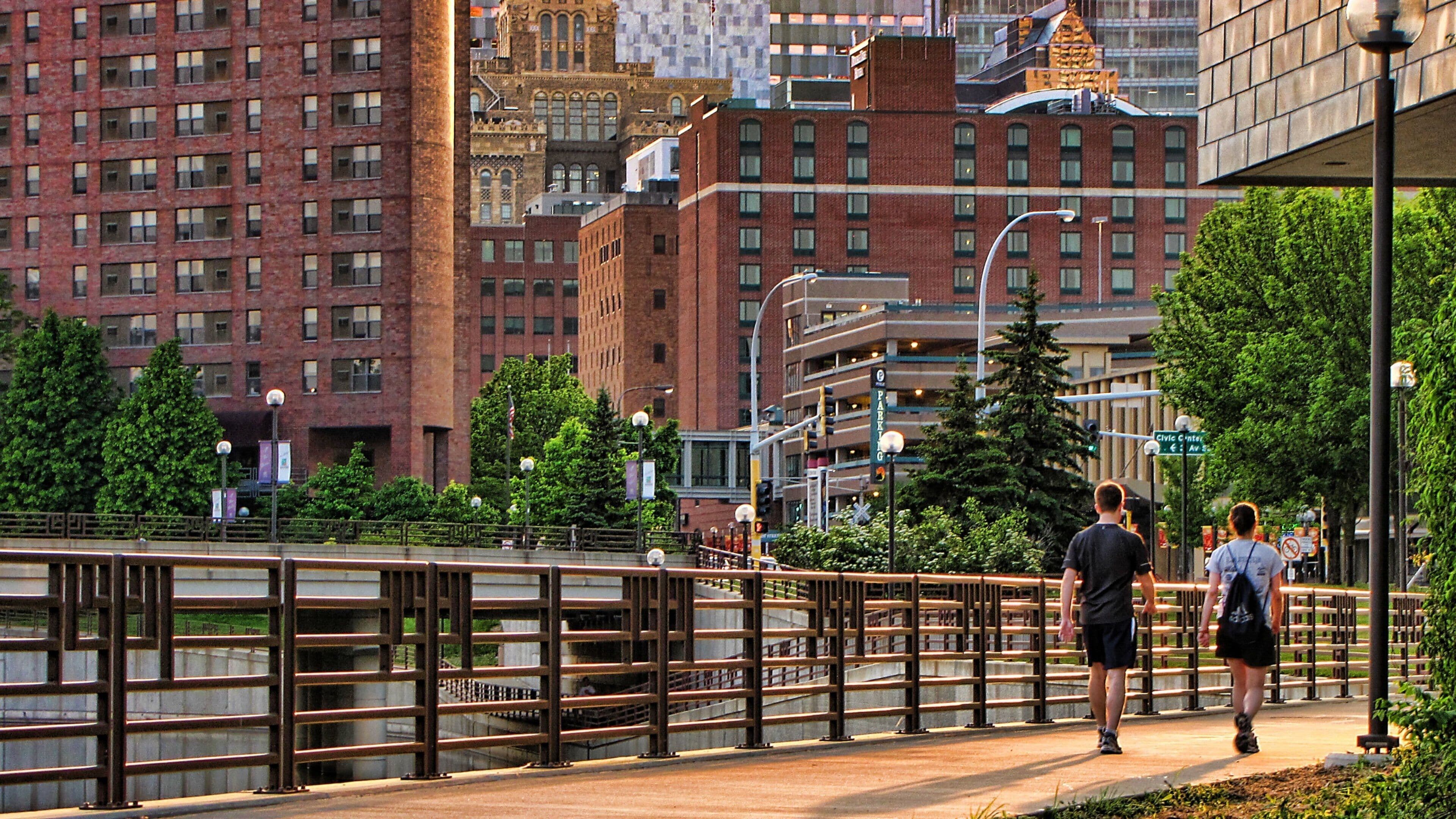 Rochester presenterar en stad och vandring såväl som ett par