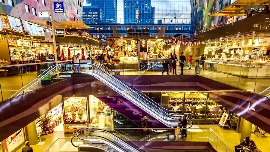 If you're in Rotterdam, stop by at its famous market hall. From pesto flavored cheese to awesome sausages with blue cheese. There is so much deliciousness under one weird roof, you surely won't leave hungry. #europe #netherlands #rotterdam #food #market #architecture
