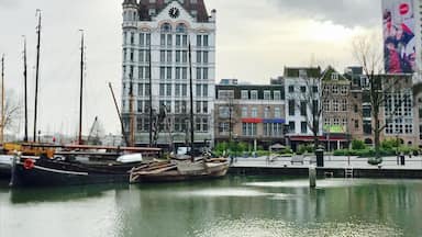 Joseph's' Mine, rich with mica, is located just outside of Ojo Caliente Hot Springs Resort. The hike is enjoyable although the trail is minimally marked - just trust in the journey and continue to proceed forward until you find what you're looking for.