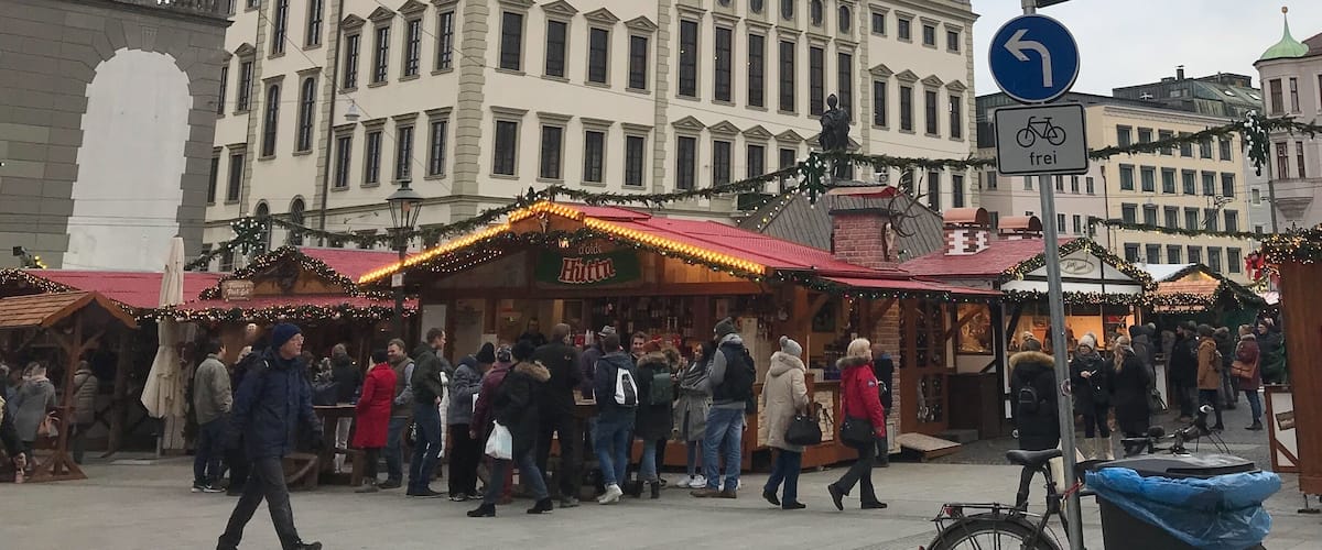 the Rathaus was built in 1615 in the style of Renaissanceas