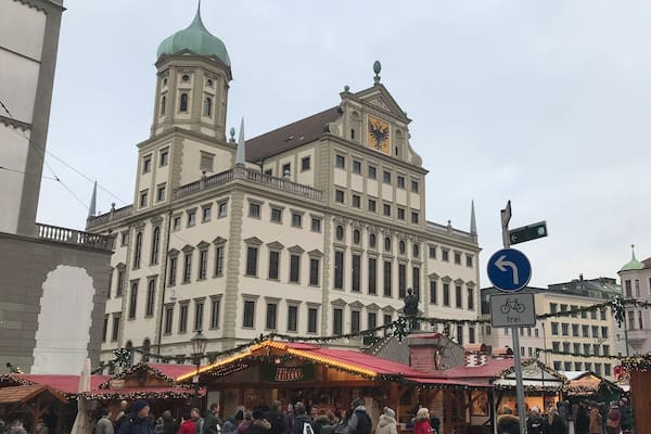 the Rathaus was built in 1615 in the style of Renaissanceas