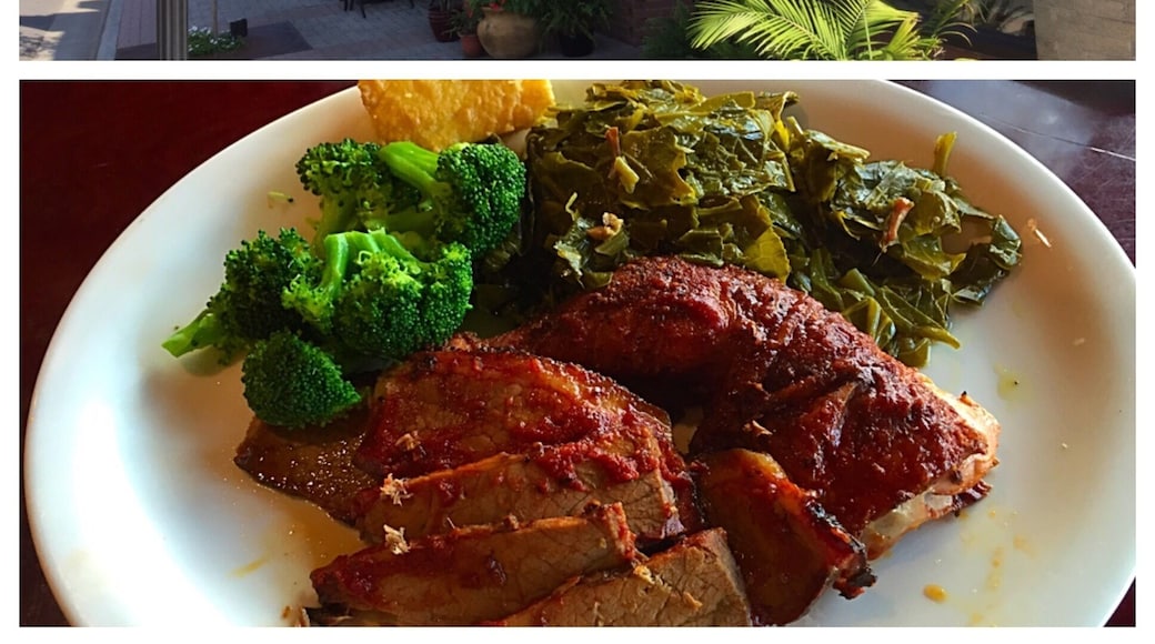 If you're traveling through North Carolina ( Rocky Mount) and your hungry check out Prime Smokehouse. Very good menu and BBQ. But it's not really a BBQ joint but more of a joint/nightclub feel. It works. Brandon was our waiter and he helped make it a great stop they have live jazz some nights too.