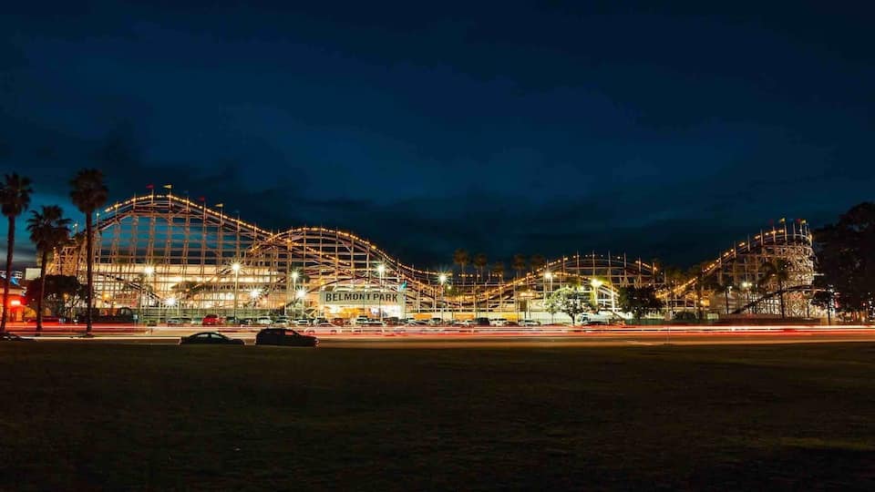 There’s a park across from the roller coaster where you can take this photo.