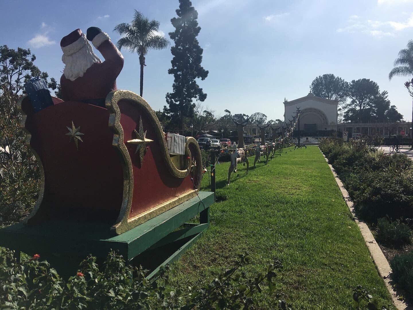 Santa on his way to the Organ Pavillion