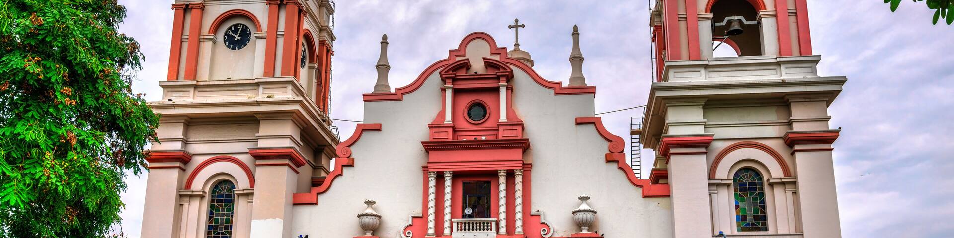 Cathedral of Saint Peter the Apostle in the center of San Pedro Sula, Honduras