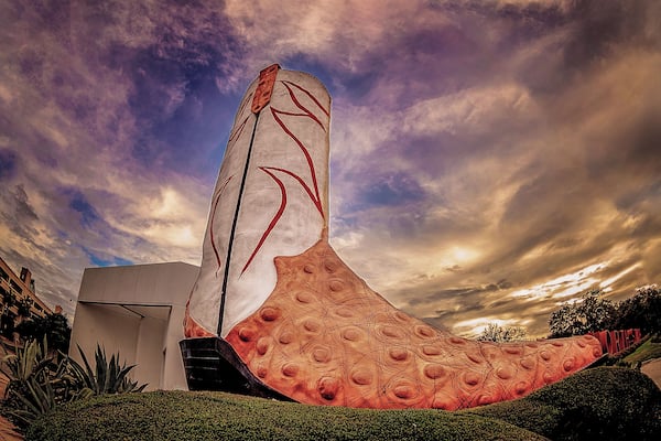 It's Texas, of course everything is bigger! #guinessworldrecord #visittexas #hdr #fisheye