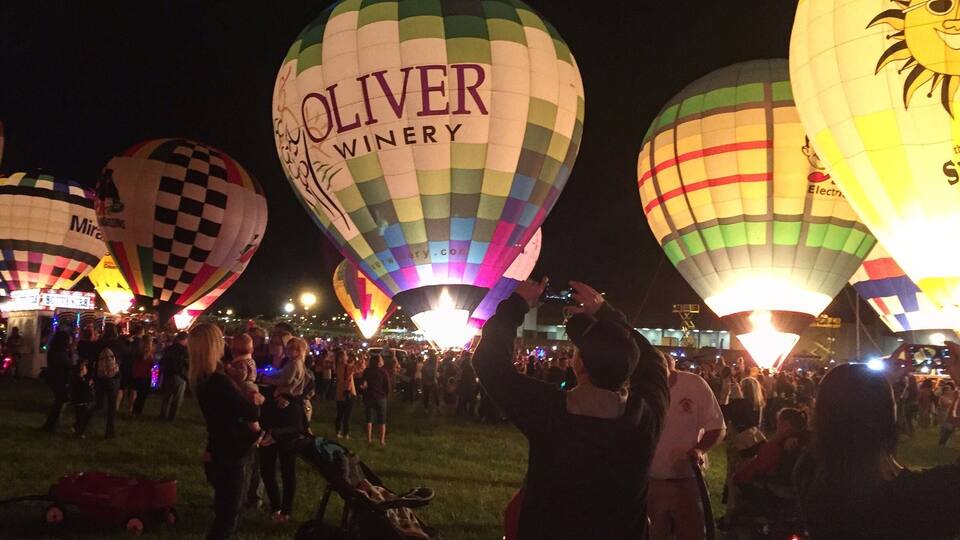 Ky Derby festival balloon glow.