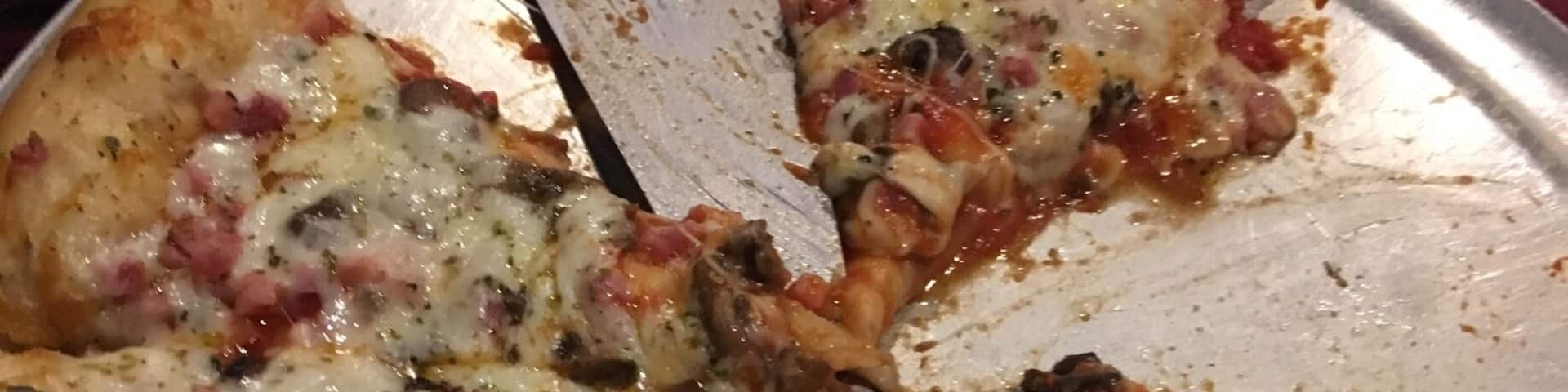 Borromeo's had the best pizza and breadsticks I have ever eaten. Must try pizzeria