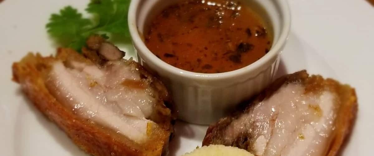 Chicharrón y Casabe....crispy pork belly with wasakaka sauce. Absolute treat!
#trovember
