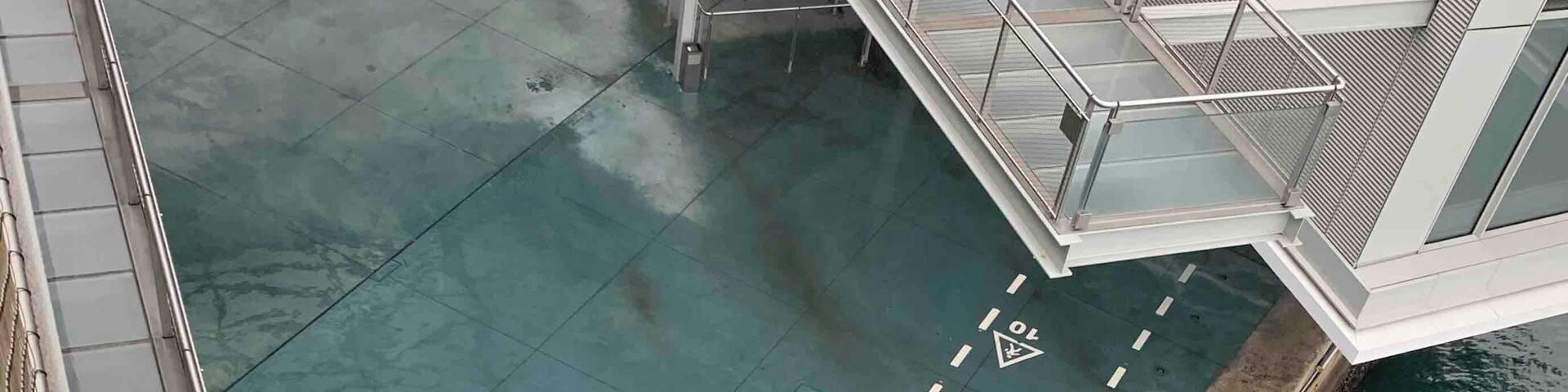 rainy day at the museum
#santander #spain #umbrella