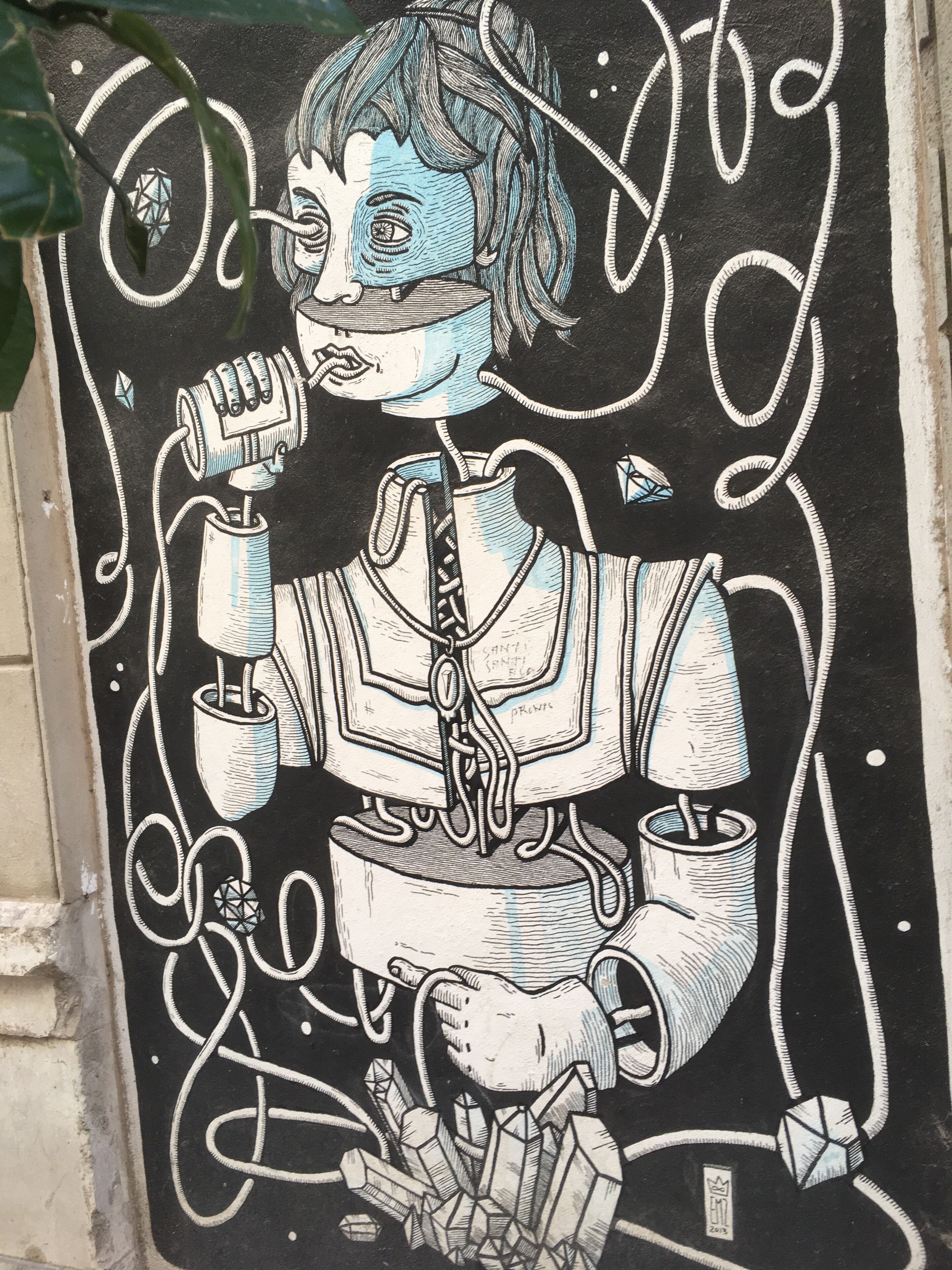 If you are into street art, Soho is your ‘part of town’. This one deserves a sign with a bit of explanation. Diamonds are a men’s best friend?