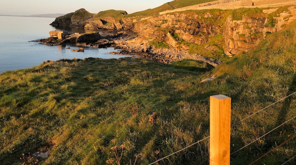 Early morning walk along the cliff’s edge to the Knab.