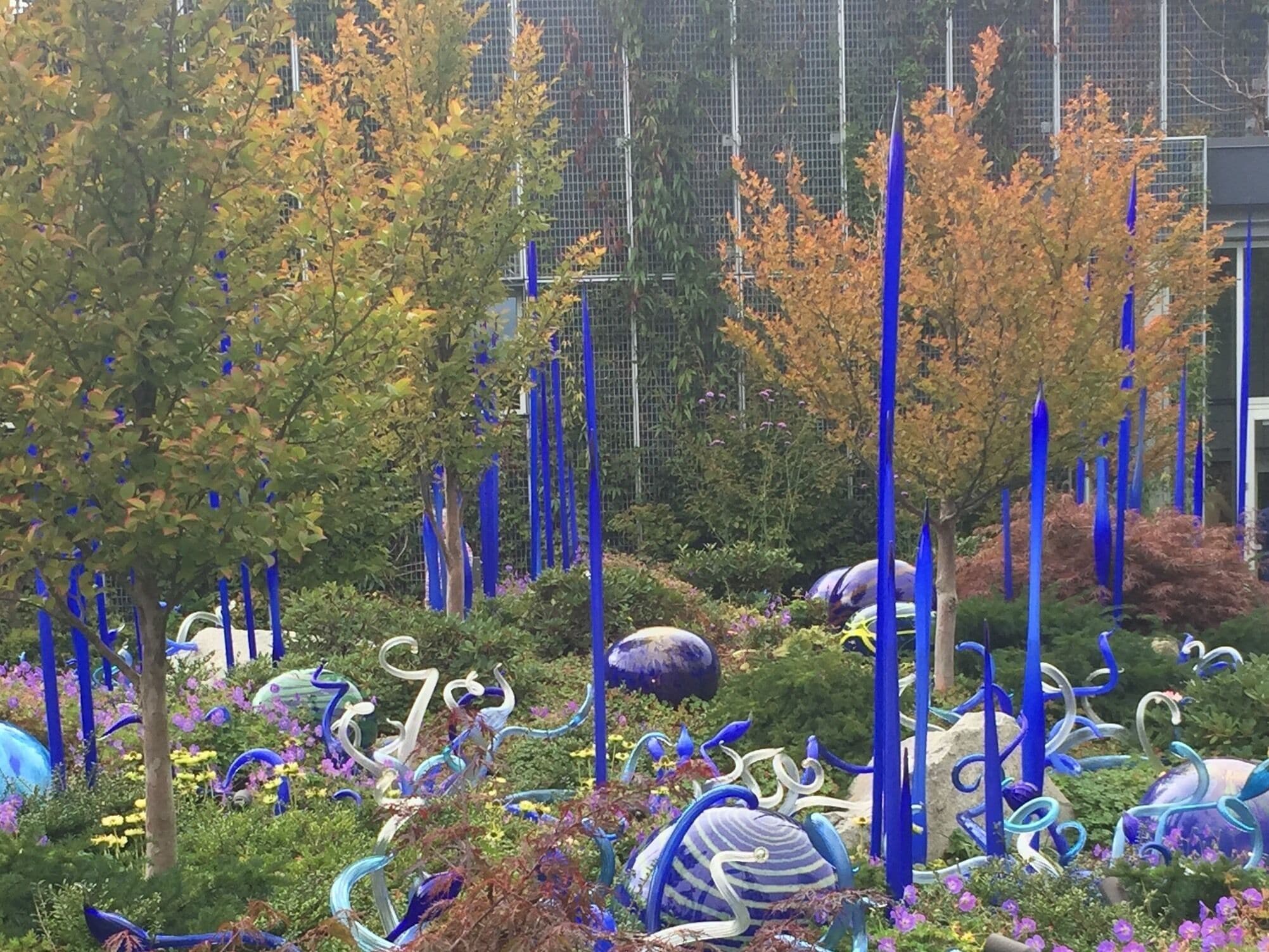 Really enjoyed my visit to the #ChihulyGardenandGlass in #Seattle. Stunning glass art. If you enjoy art in any form, you’ll enjoy visiting here. #Trovember