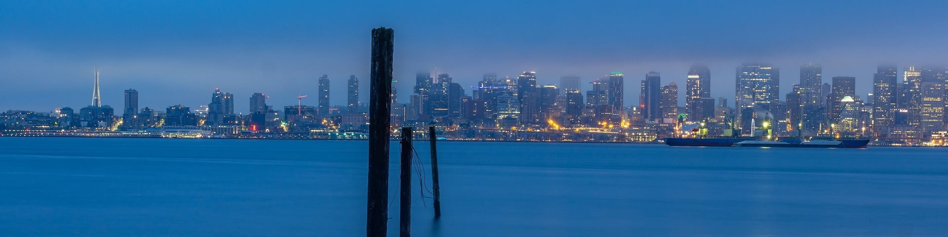 Visited Seattle in April and love the city very picturesque place. Found this spot while riding around. Great view of the skyline, at this time there was a fog hanging just over the tops of buildings. #BVSBlue