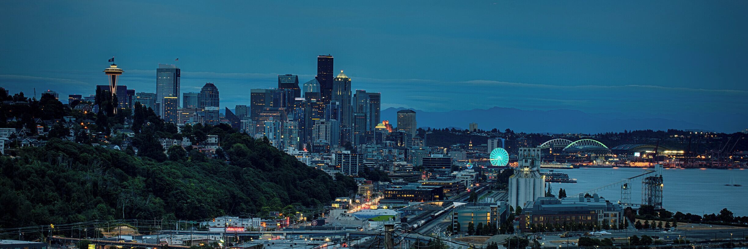 ...a different view of downtown from a less crowded place #lifeatexpedia #ellabaileypark