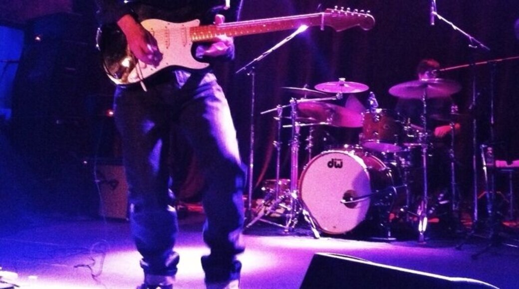 Eric Johnson playing a gig on his 58th birthday. Ridiculously awesome for $25 general admission tickets. Managed to get second row spots just 10 feet from where he was playing (tip: he mostly plays facing stage left). Played all his best, including Cliffs of Dover, as well as some Jimi Hendrix. At the end everyone sang him Happy Birthday.