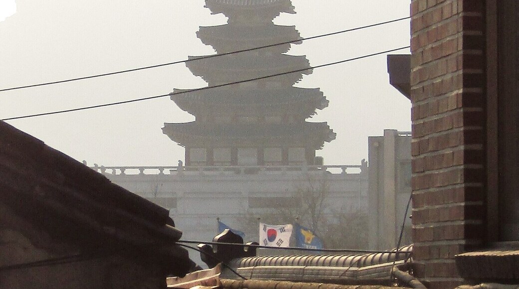 Bukchon is very picturesque