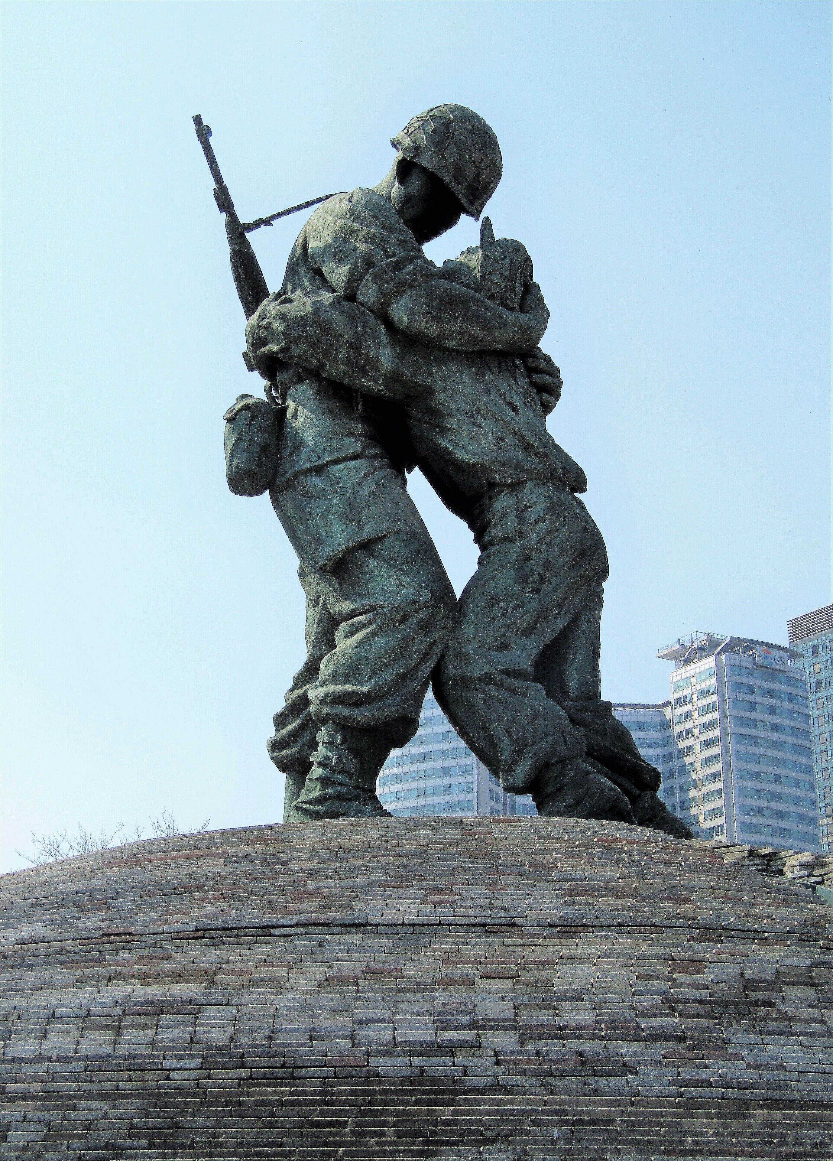 Statues at the War Memorial...