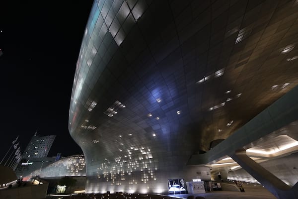 Dongdaemun Design Plaza, Seoul, Korea