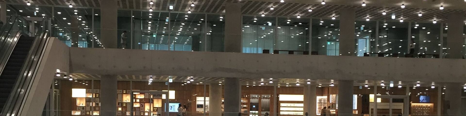 Amore pacific company
beautiful place in Sin Yongsan station around(number2 out)