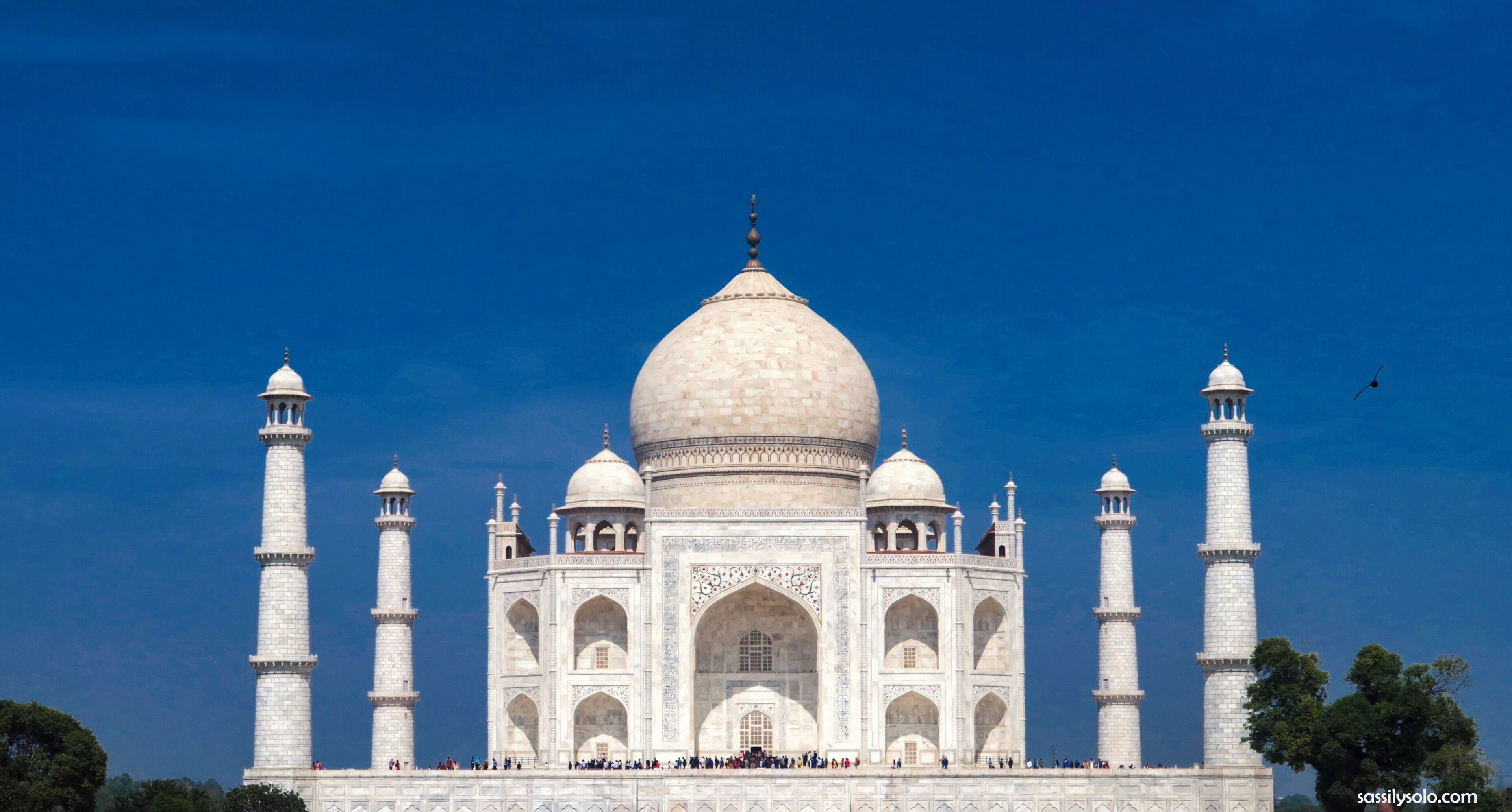 The chaos within asks for a perfect shot but perhaps nothing can ever capture the beauty of the #Taj

There are certain spots in Taj Mahal that can give you a clear and near-perfect shot but, needless to say, they are occupied by dozens of travellers like us. I could hardly get to any one of them. Now, going through these memories from a month earlier, I find that every shot from every spot had a different view and a different story to tell and I only hoped to do justice to that picture. 🙃

#tajmahal #agra #canonshots #travel #sassilysolo #travellingwithfriends #uttarpradesh #dramaticsky #unescoheritage #wondersoftheworld