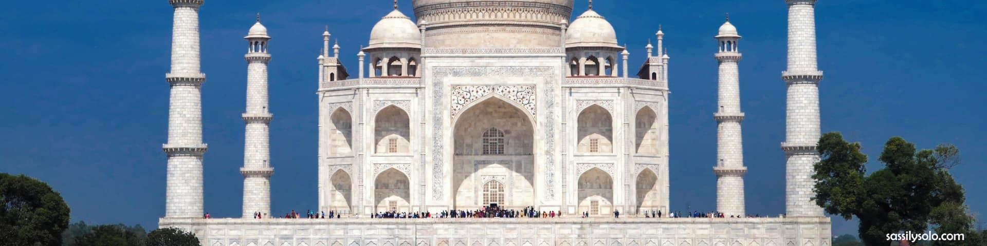 The chaos within asks for a perfect shot but perhaps nothing can ever capture the beauty of the #Taj
There are certain spots in Taj Mahal that can give you a clear and near-perfect shot but, needless to say, they are occupied by dozens of travellers like us. I could hardly get to any one of them. Now, going through these memories from a month earlier, I find that every shot from every spot had a different view and a different story to tell and I only hoped to do justice to that picture. đ
#tajmahal #agra #canonshots #travel #sassilysolo #travellingwithfriends #uttarpradesh #dramaticsky #unescoheritage #wondersoftheworld