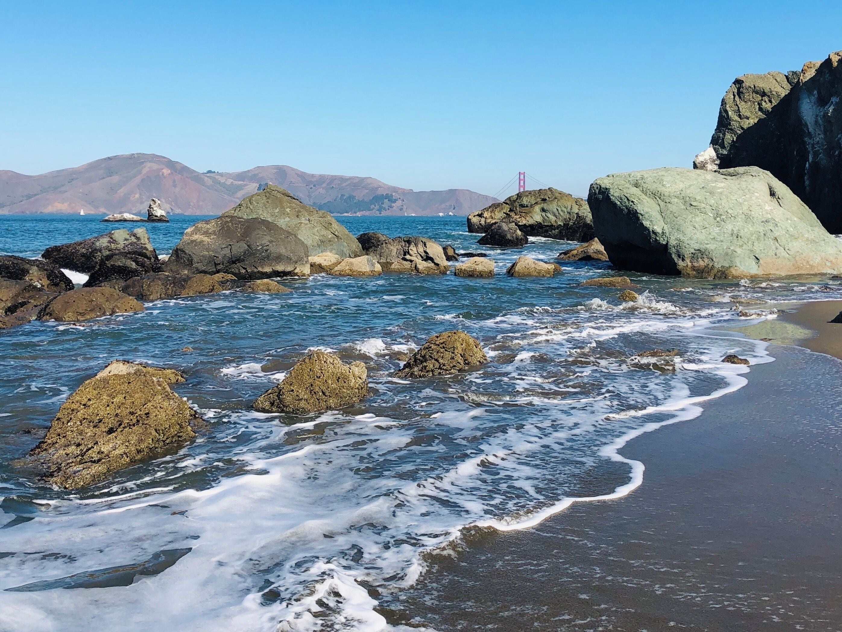 Lovely hike in San Francisco! Absolutely gorgeous views on Lands End/Coastal Trail. Very easy but lots of steps to get down to Mile Rock Beach.