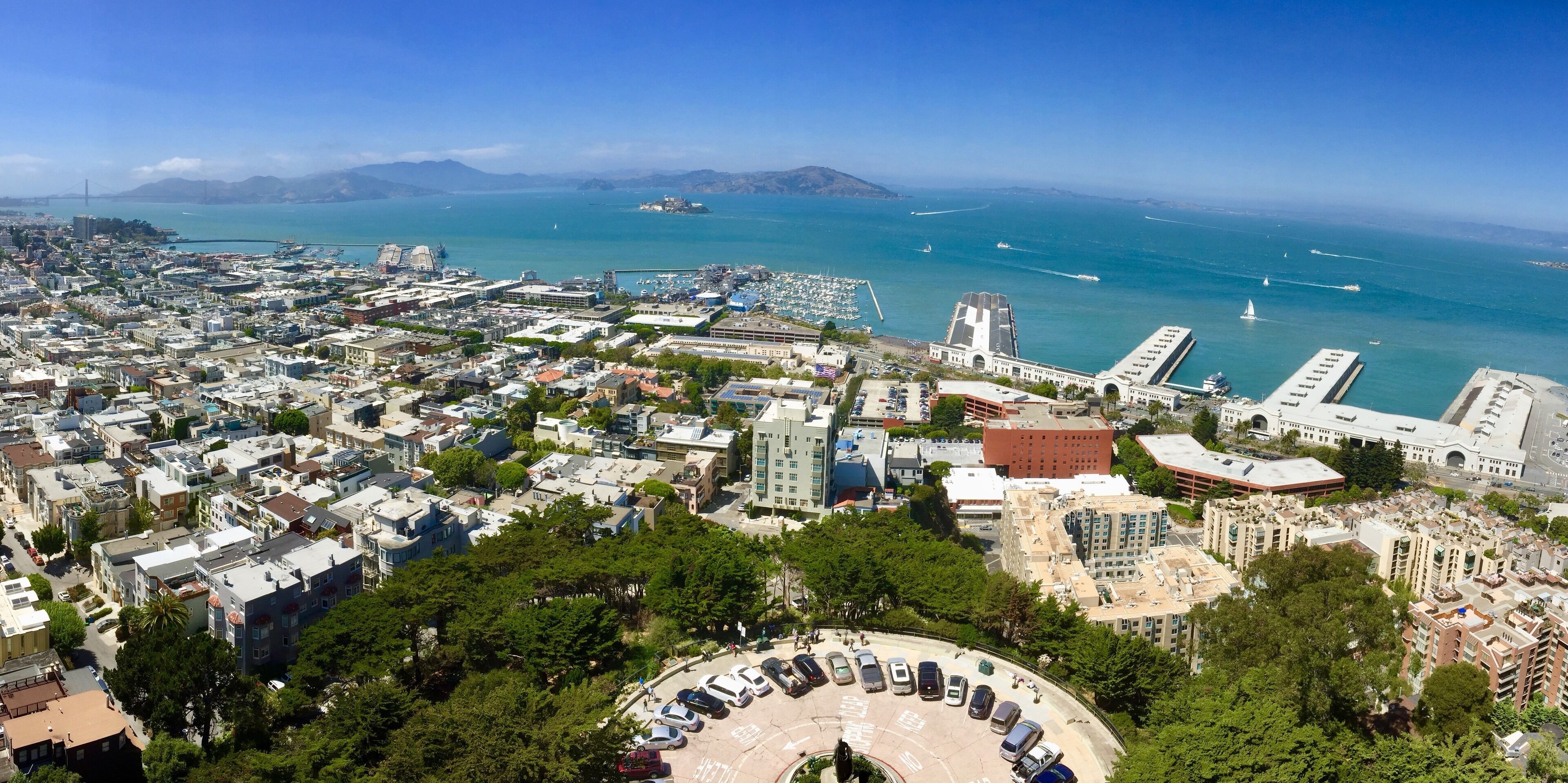 Take the elevator to the top for a fantastic view of the city, Alcatraz, the Bay Bridge and to the Golden Gate Bridge.