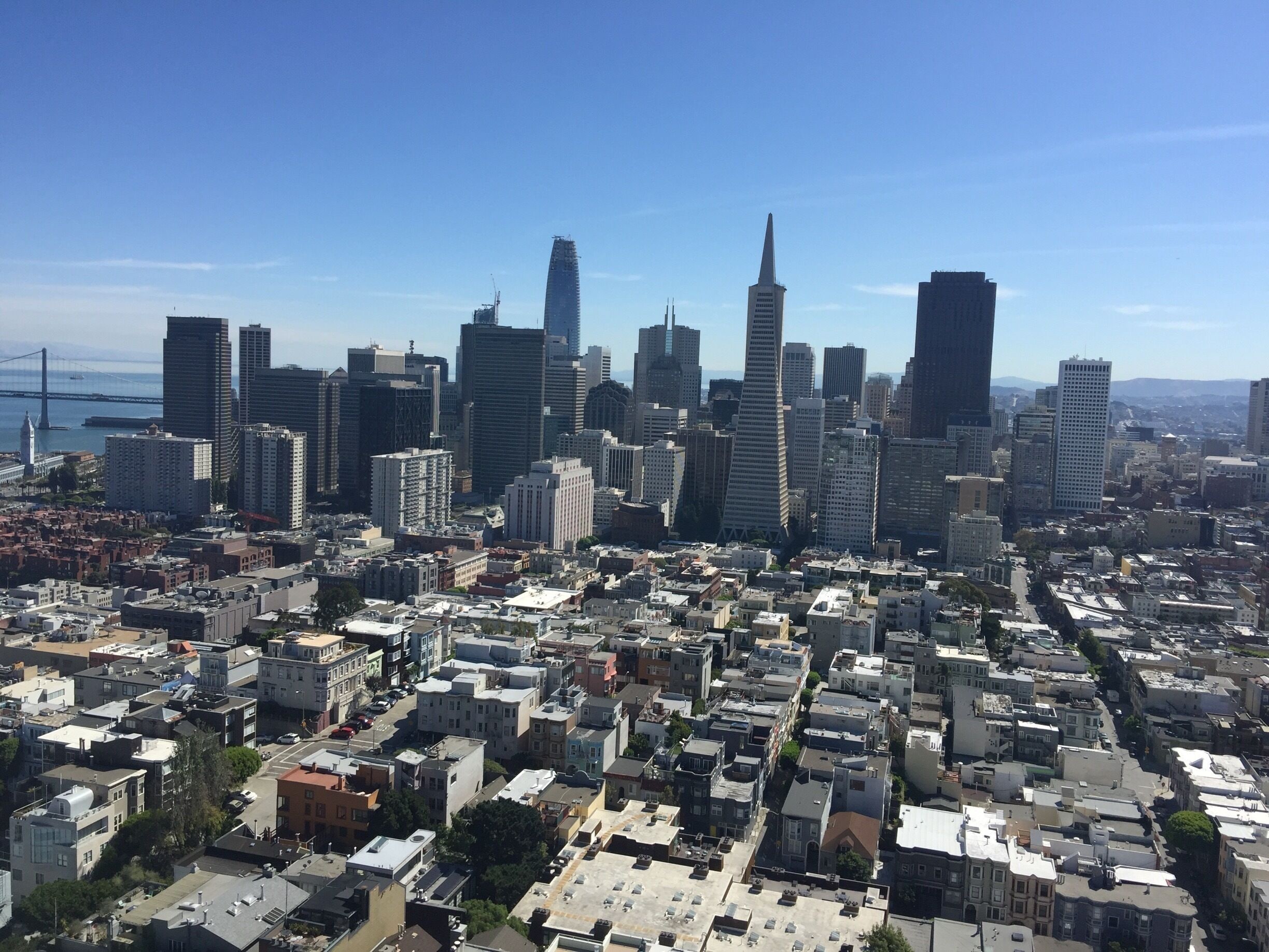 From the Coit Tower in San Francisco you can enjoy a nice view in all directions. This is the Skyline from SF 