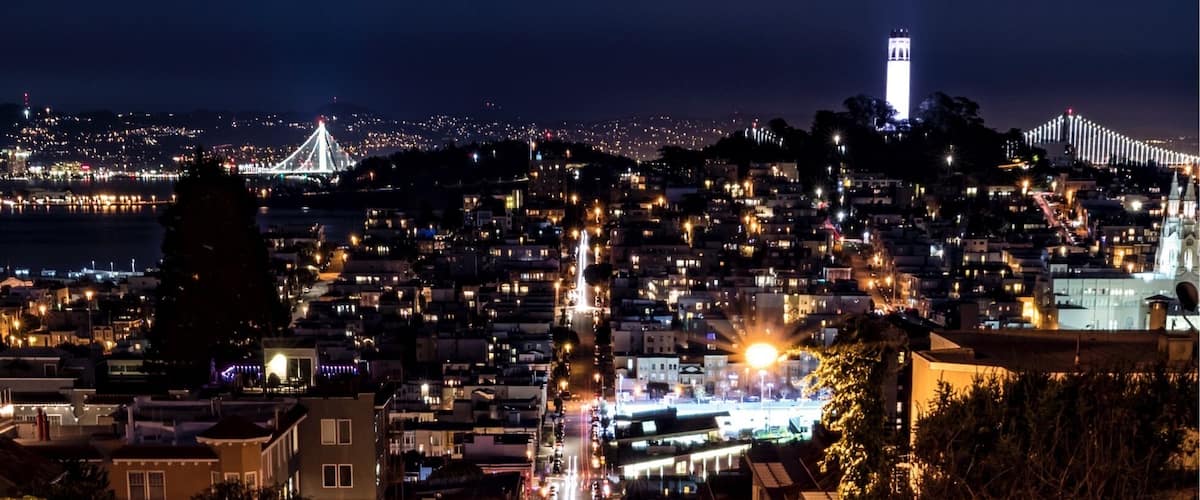 This is atop the winding street down Lombard. The best address is probably 1095 Lombard to get to this spot. Many great shots to be had from this location.