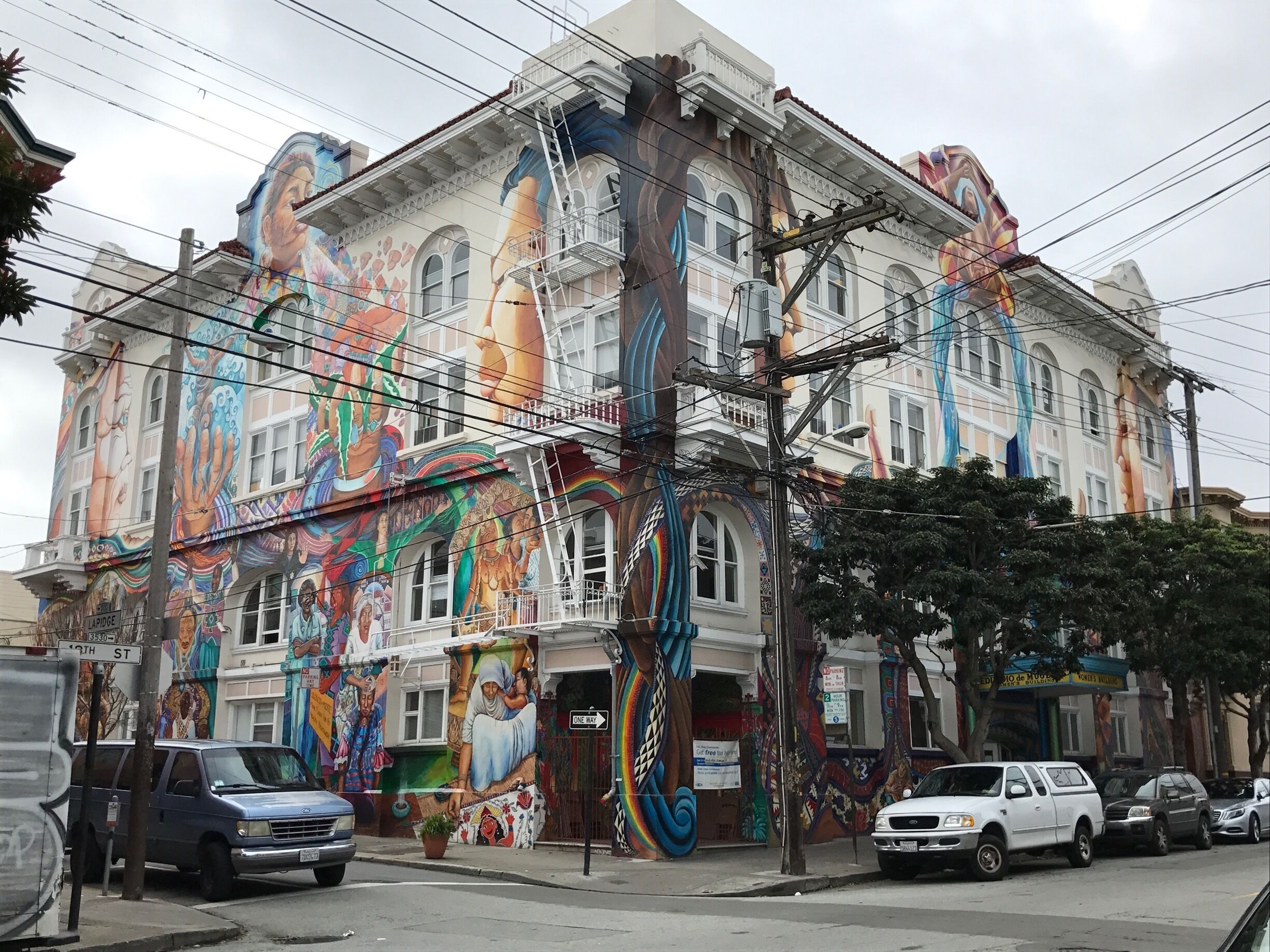 Mission: Edificio de Mujeres 