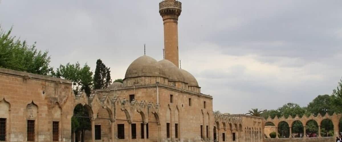 Balıklıgöl,Urfa,Turkey
----- Balıklı Göl; according to legend, where the Prophet Abraham was thrown into the fire in the city center of Şanlıurfa. The lake is famous for its sacred fish and its historical monuments around it.
#balıklıgöl #urfa #turkey