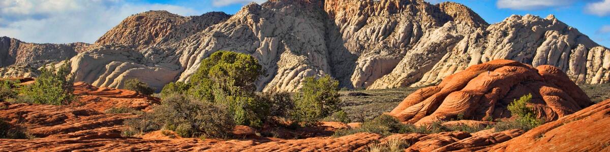 St. George showing desert views, landscape views and mountains