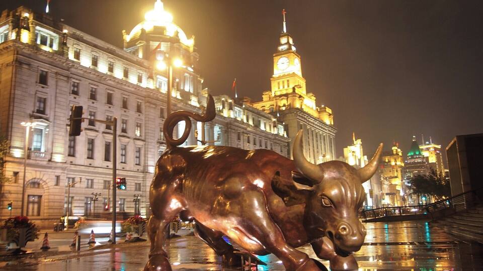 The Bund Bull, unveiled in 2010, is a derivative of Arturo di Modica's Charging Bull in New York.