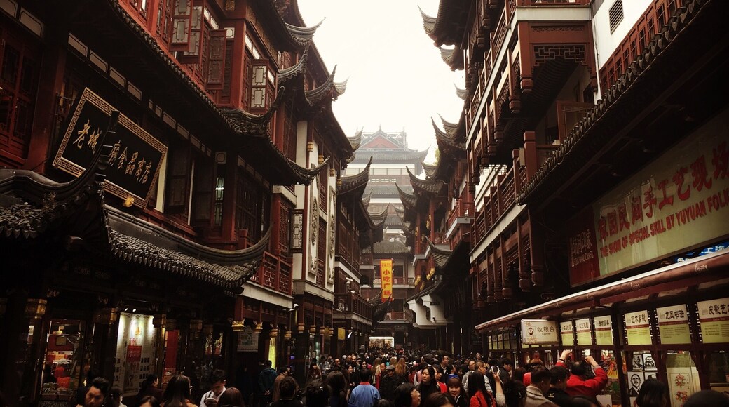 Yuyuan Garden commercial street, SH, China