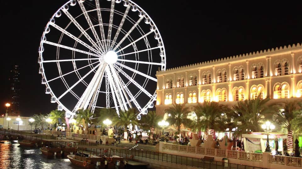 If you want to discover one of Al Qasba’s best attractions, just look up! At 60 metres, the majestic Eye Of The Emirates Wheel is the most visible landmark in Al Qasba.
Step aboard one of the wheel’s air-conditioned cabins and you’ll be lifted high into the sky above Sharjah. From there, you can enjoy spectacular views of landmark buildings, scenery, and even the Gulf coast stretching all the way to Dubai.
#Travels #Travelling #EyeofEmirates #Photography #Alqasba #Sharjah #UAE
