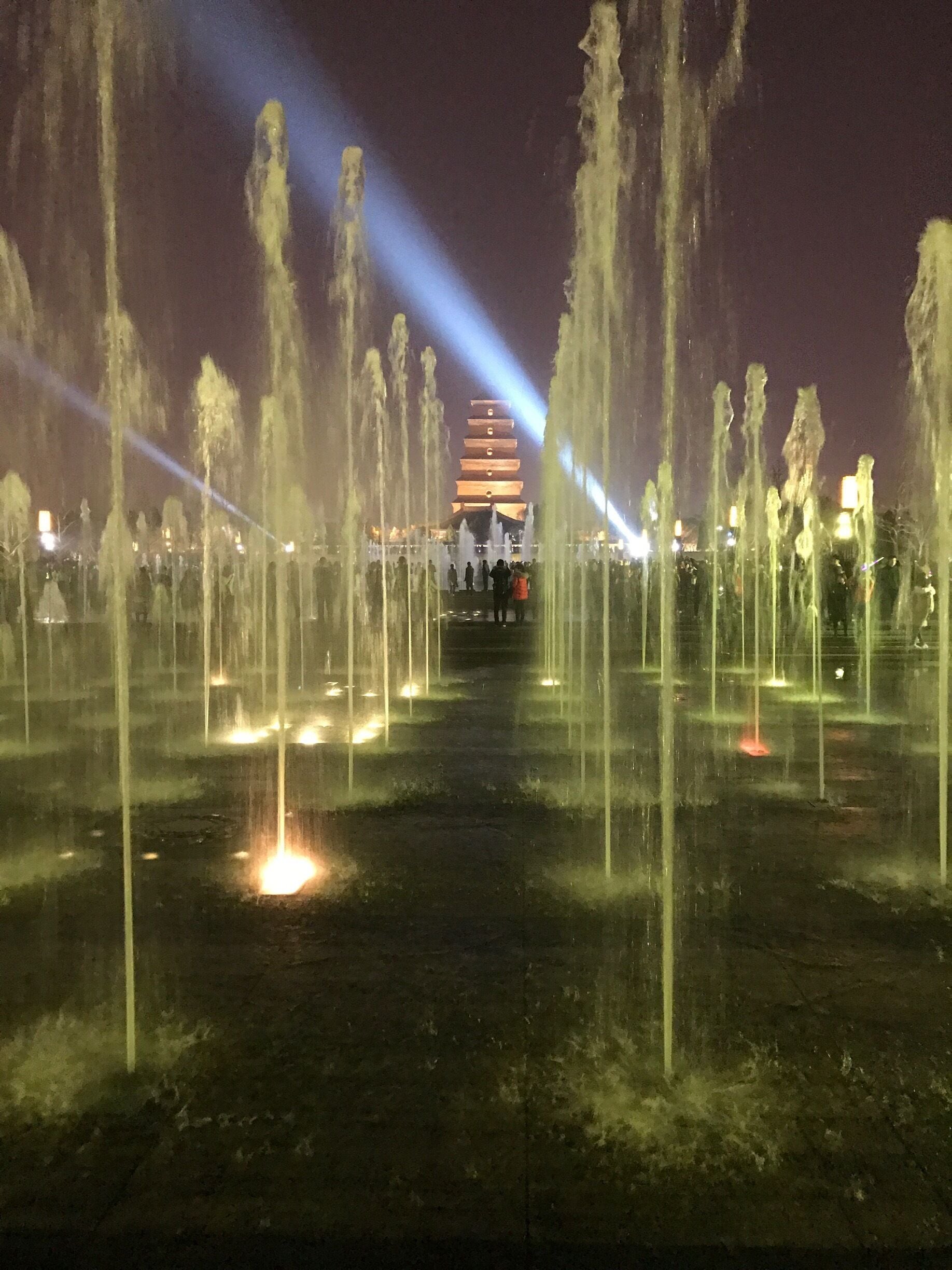 Lights, fountain and music show at the Giant Wild Goode Pagoda.