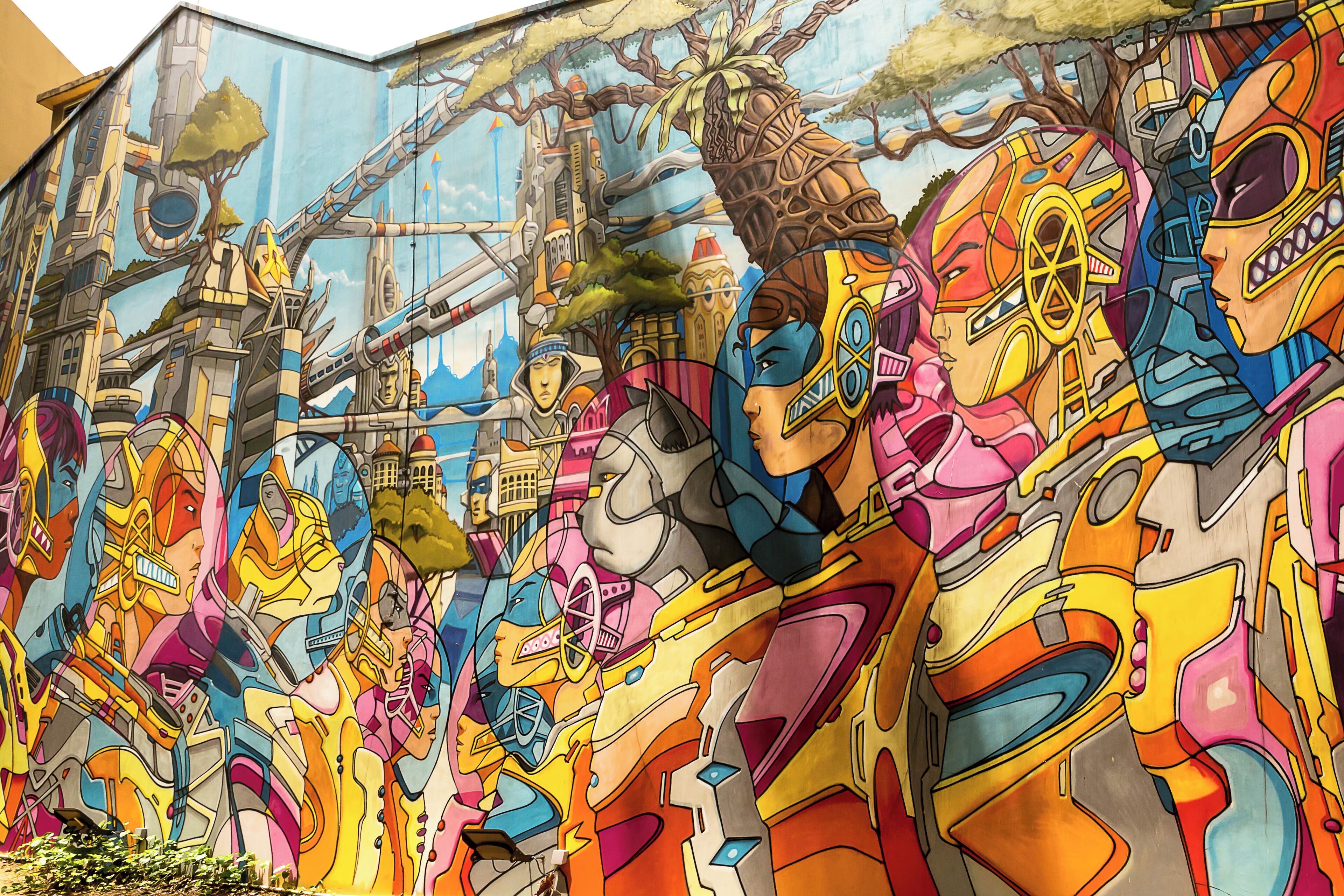 Found this incredible mural near Haji Lane in Singapore – at the corner of Ophir and Beach Rd if I’m not mistaken (SG friends, feel free to correct me). Loving the details and fusion of ethnic and sci-fi themes as well as the mix of yellows, blues and magentas on the heads/helmets.