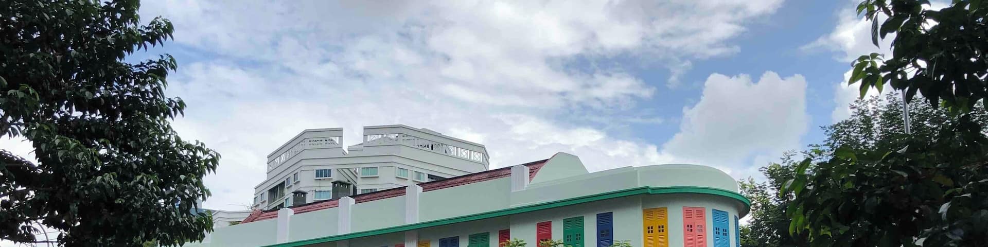 The Selegie Arts Centre is one of few buildings unaffected by major demolition in the area. Most shophouses on the same stretch had been torn down in the early 1990s. The gallery on the third level is named Loke Wan Tho Gallery after their former Vice President Datok Loke Wan Tho, better known as the founder of the Cathay Organisation.
#OnTheRoad