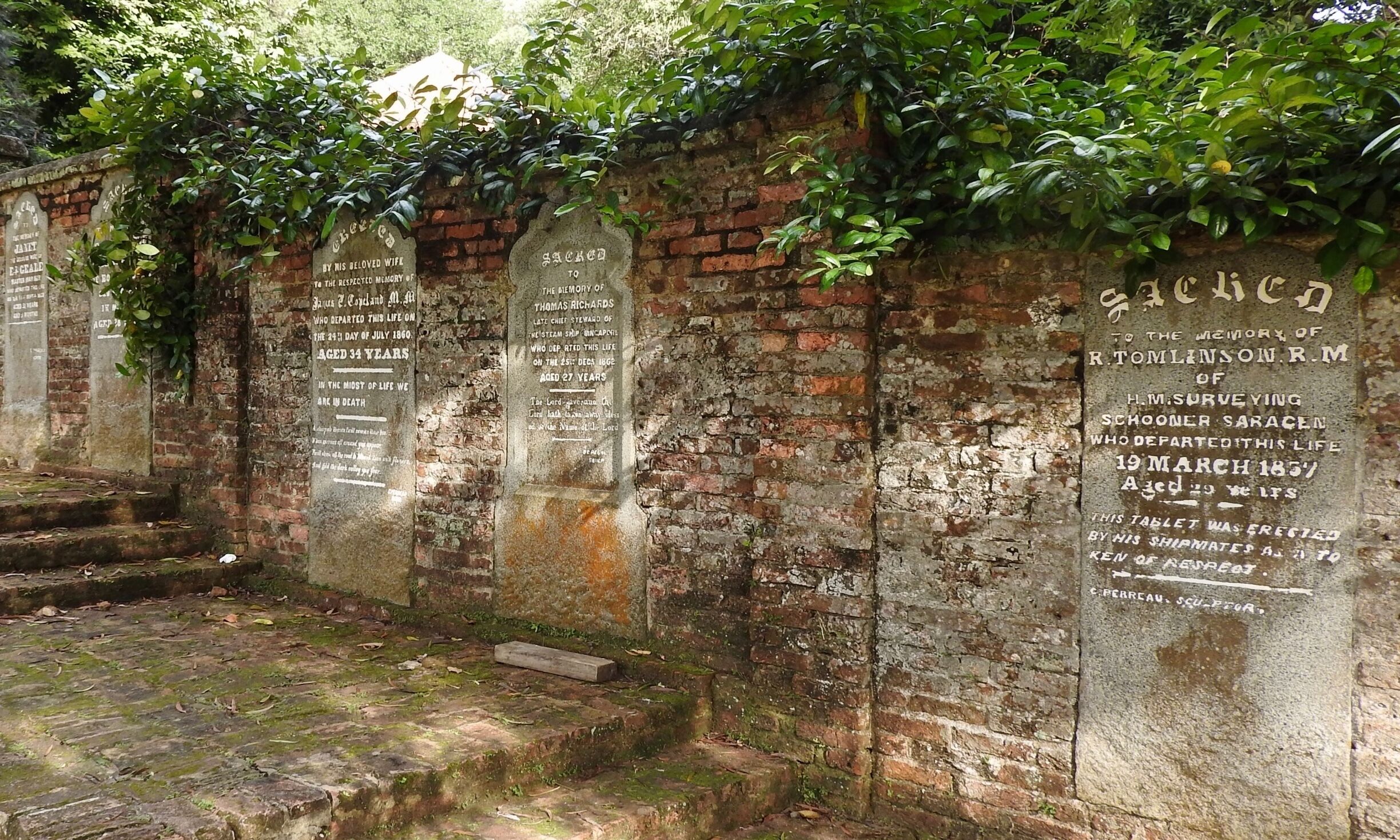 The cemetery at Fort Canning was used until 1865 when it was declared full and closed. By this time, around one third of the burials there were of Chinese Christians. In the 1970s the cemetery was exhumed and many of the surviving tombstones were embedded in the surviving walls.

#Parks Photo Challenge
#LikeALocal