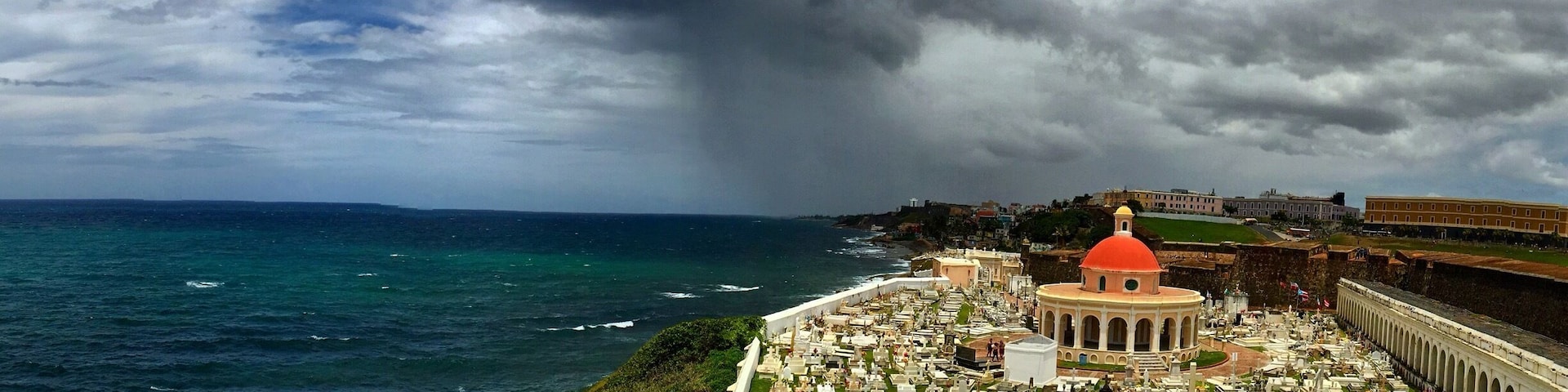 Summer afternoon rain shower approaching old San Juan #weekendgetaway #oldsanjuan #puertorico ##iphonephotography #iphone6plus