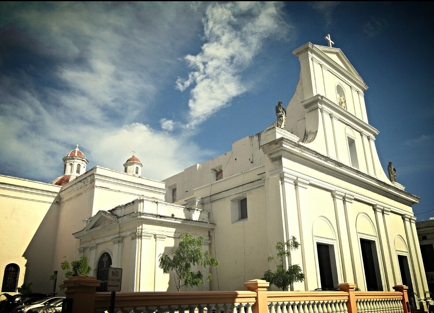 Cathedral of San Juan Bautista)is the second oldest cathedral in the Americas. Juan Ponce de León, the first Governor of Puerto Rico,lays at rest within the walls of the cathedral