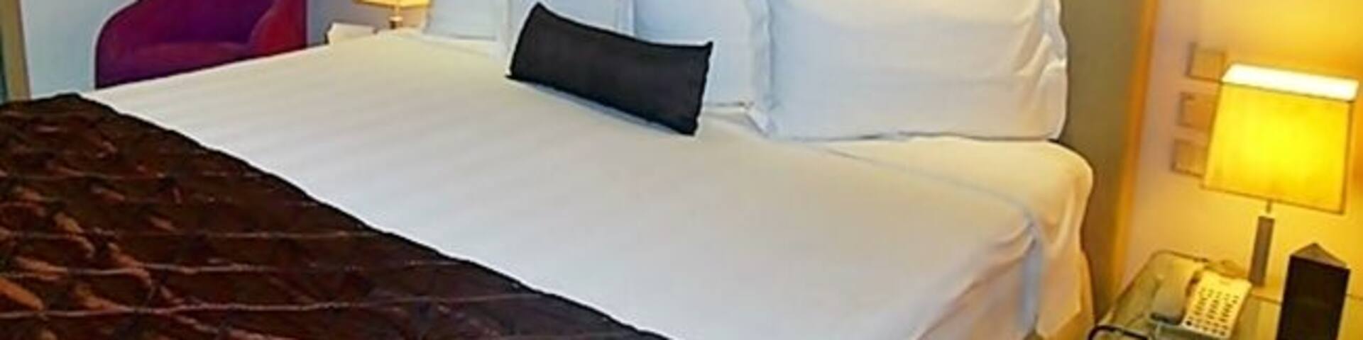 The entire hotel is a true pleasure to the eye as all areas, reception, café, restaurant, breakfast nook are of high esthetics and definitely one of the best recommended places to stay once visiting Thessaloniki.